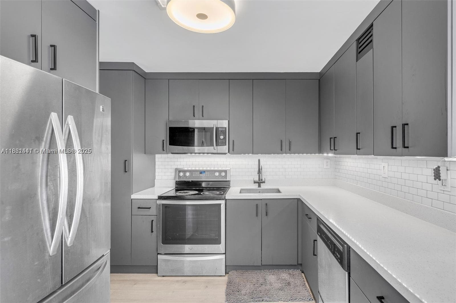 6900 Bay Dr # 11F, Miami Beach, FL 33141 photo 2