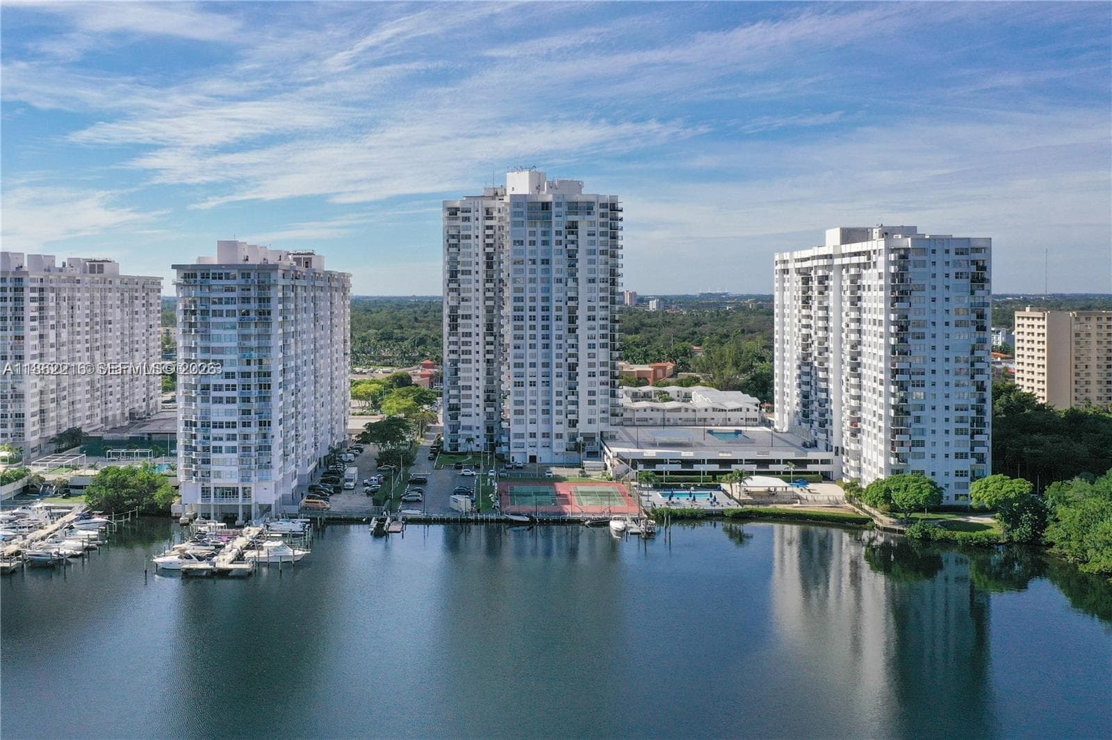 2750 NE 183rd St # 2707, Aventura, FL 33160 photo 4