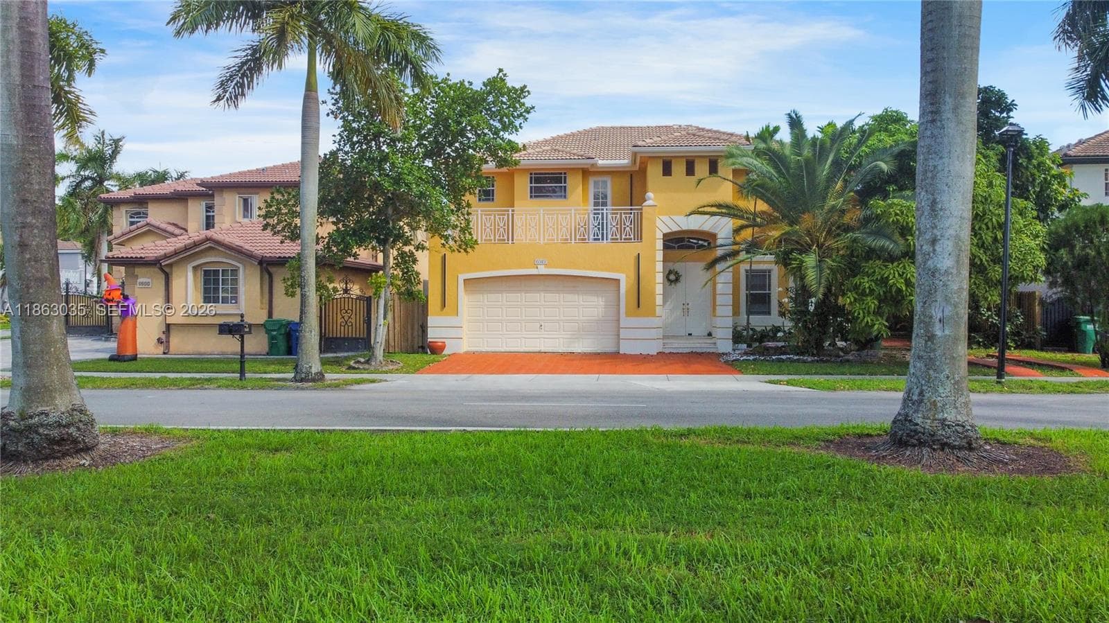 6049 SW 165th Ave, Miami, FL 33193