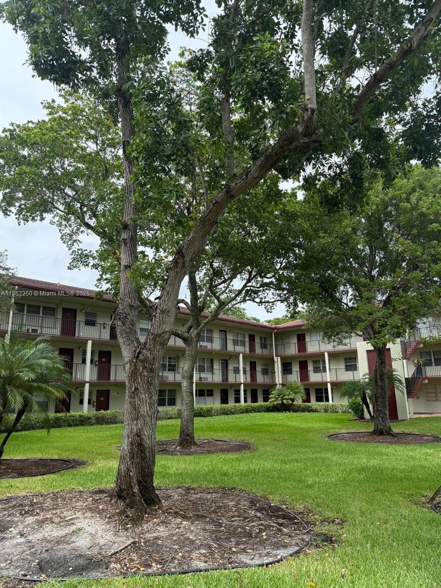 150 SW 134th Way # 101R, Pembroke Pines, FL 33027 photo 3