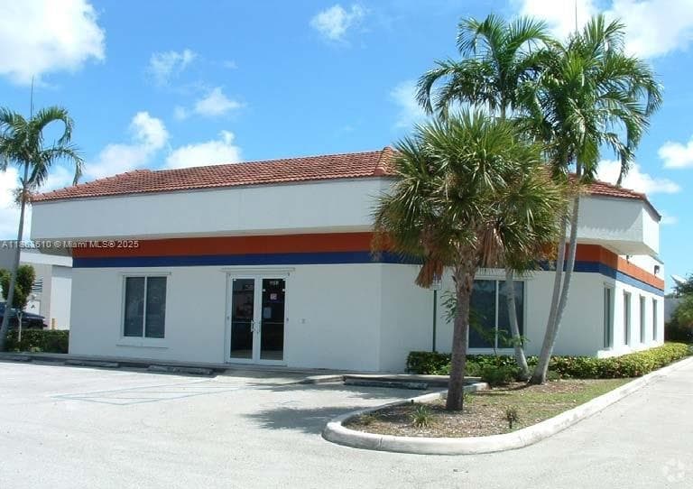 1150 SW 30th Ave, Pompano Beach, FL 33069 photo 4
