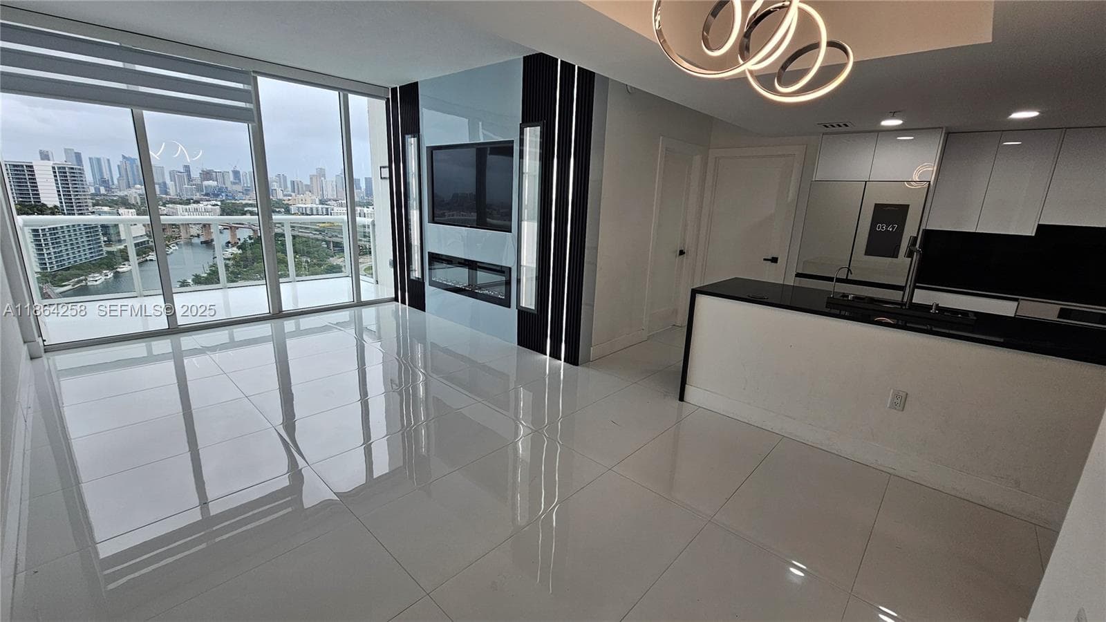1861 NW North River Dr # 11, Miami, FL 33125 photo 3