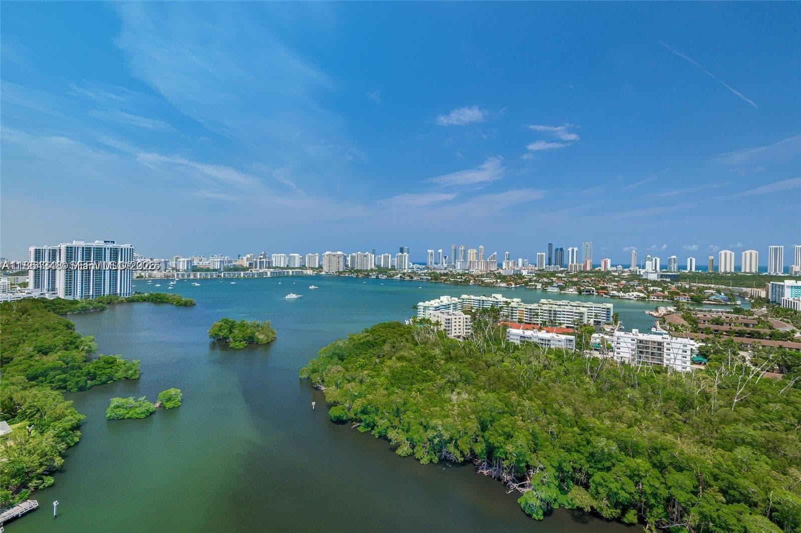 16385 Biscayne Blvd # 2118, North Miami Beach, FL 33160 photo 3