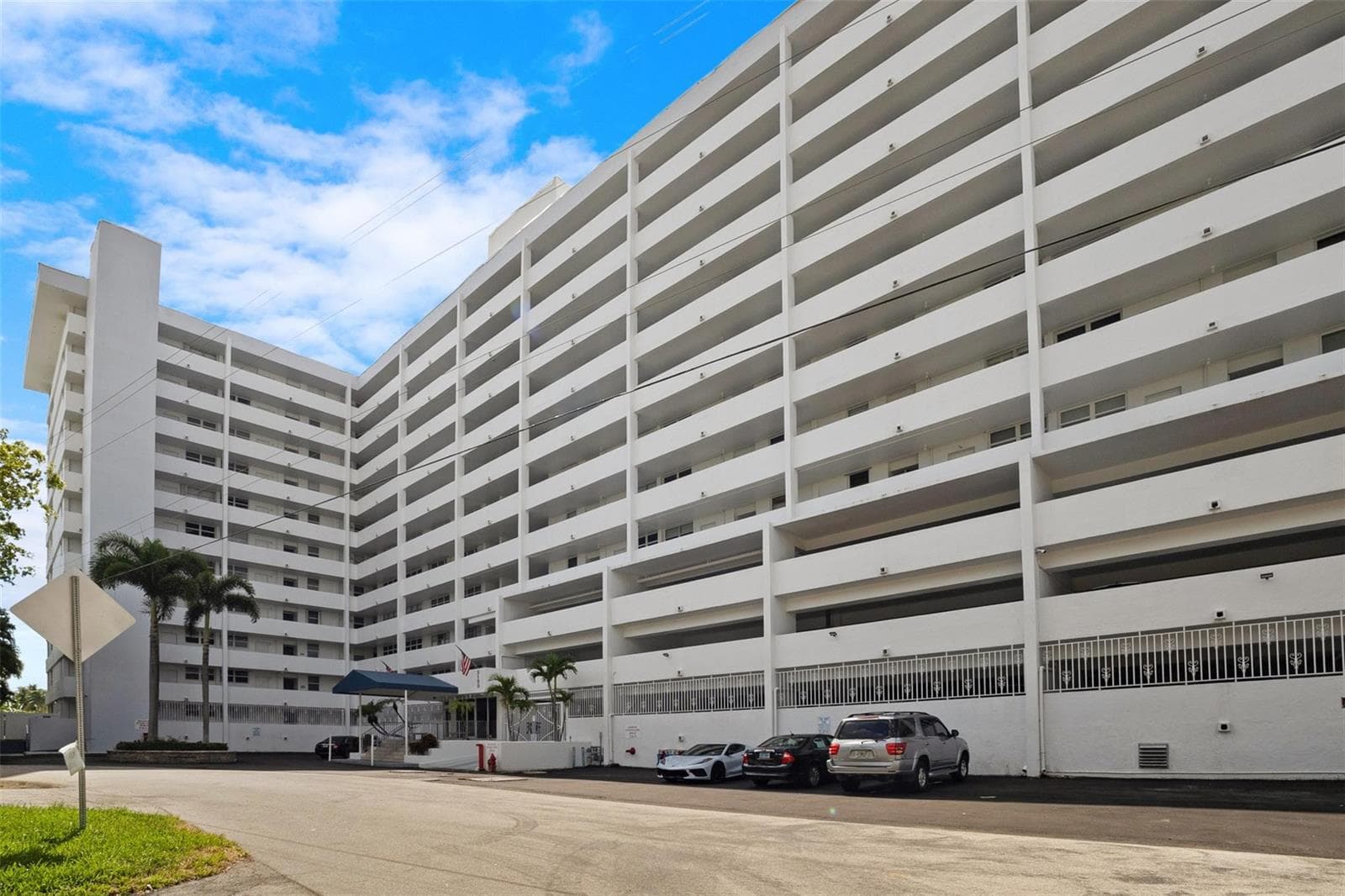 3100 NE 49th Street # 1105, Fort Lauderdale, FL 33308 photo 2