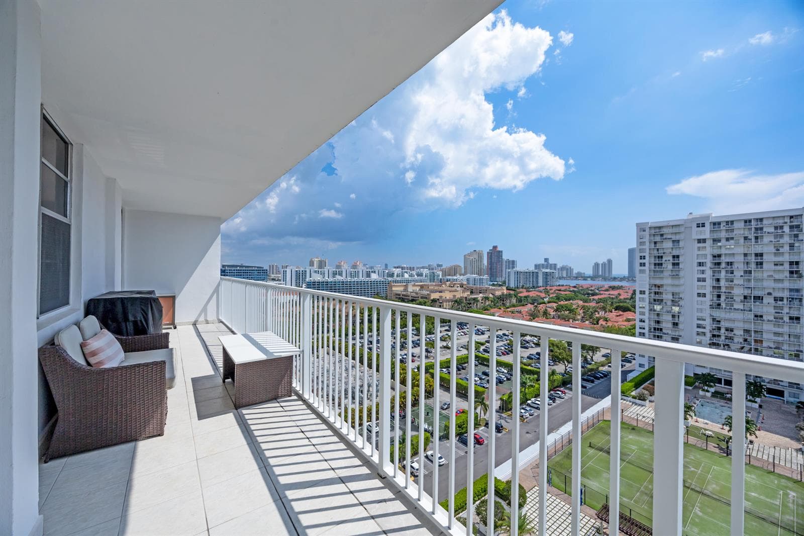 2801 NE 183rd Street # 1606w, Aventura, FL 33160 photo 3