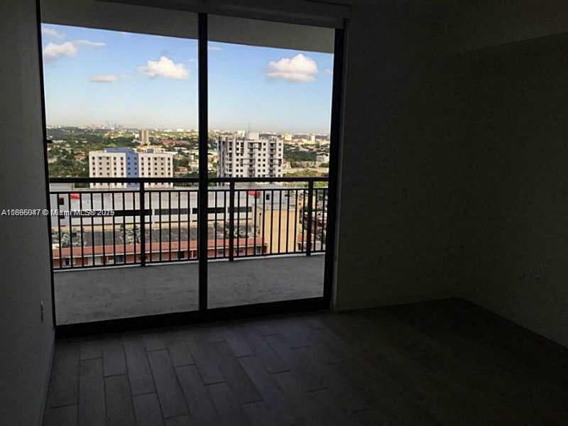 999 SW 1st Ave # 1809, Miami, FL 33130 photo 3