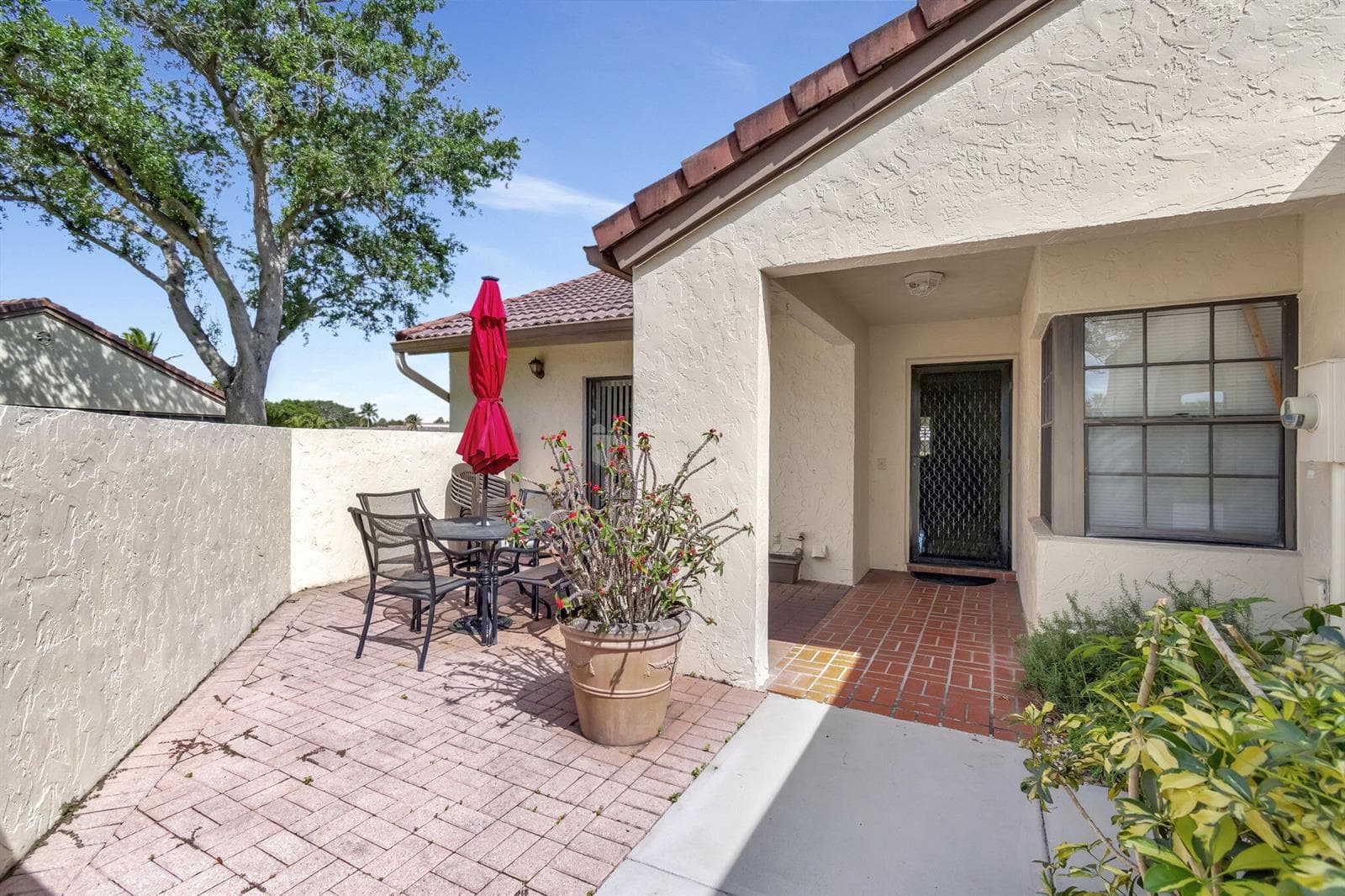 5531 Parkwalk Circle E, Boynton Beach, FL 33472 photo 2