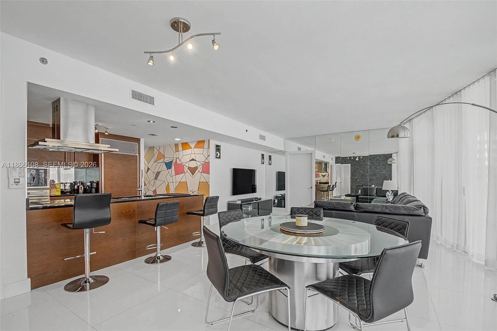 495 Brickell Ave # 3504, Miami, FL 33131 photo 5