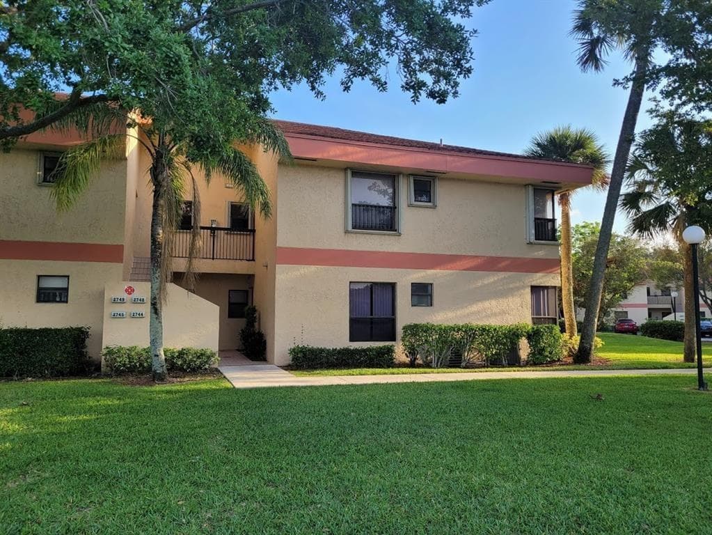 2744 S Carambola Circle # 1919, Coconut Creek, FL 33066 photo 2