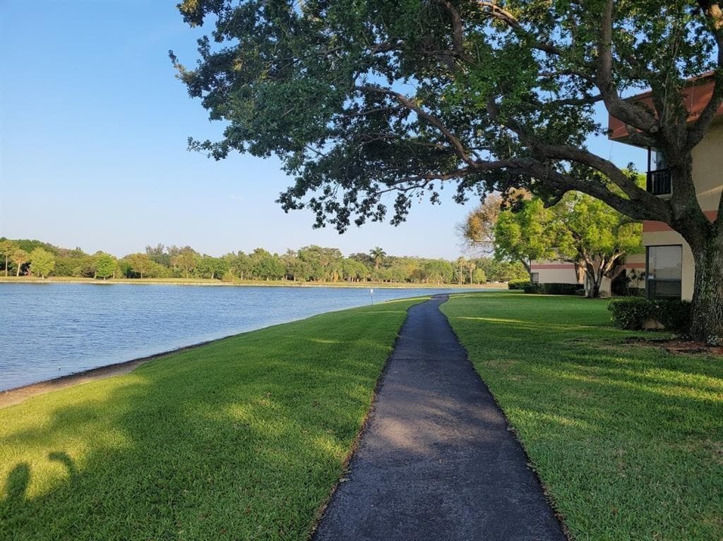 2744 S Carambola Circle # 1919, Coconut Creek, FL 33066 photo 3