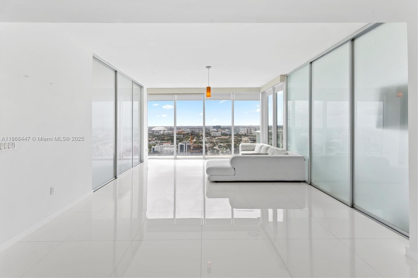 1040 Biscayne Blvd # 3106, Miami, FL 33132 photo 4