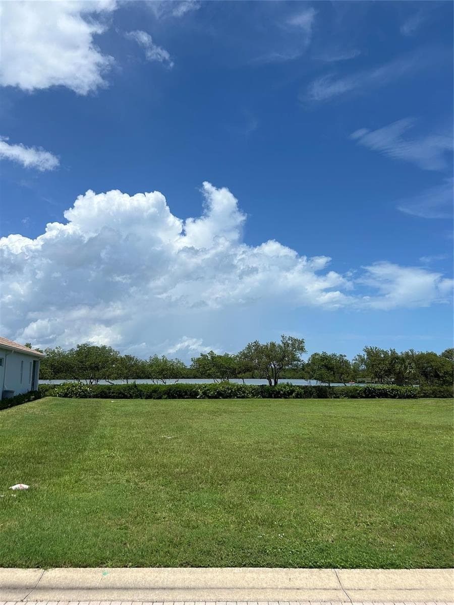 1920 Lynx Drive, Hutchinson Island, FL 34949 photo 2