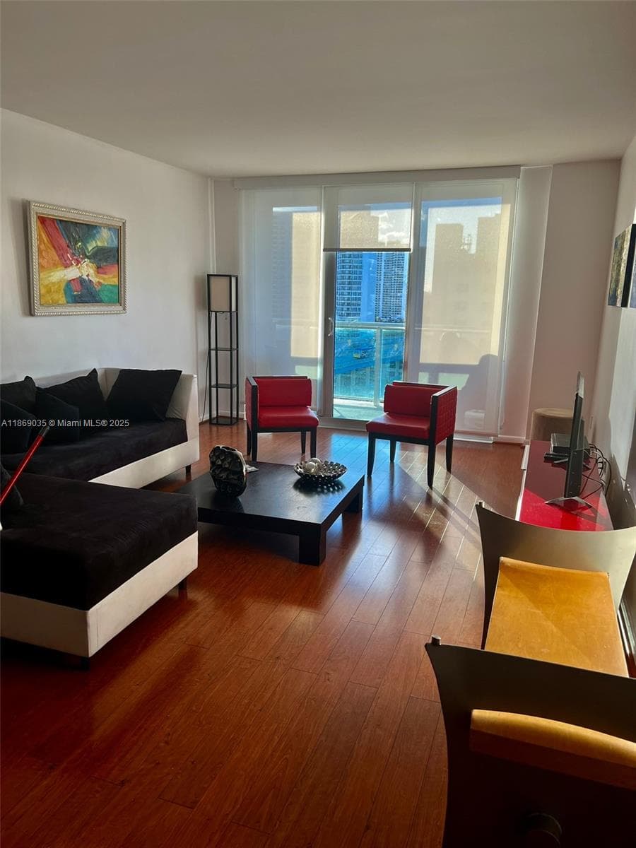 19380 Collins Ave # 1603, Sunny Isles Beach, FL 33160 photo 2