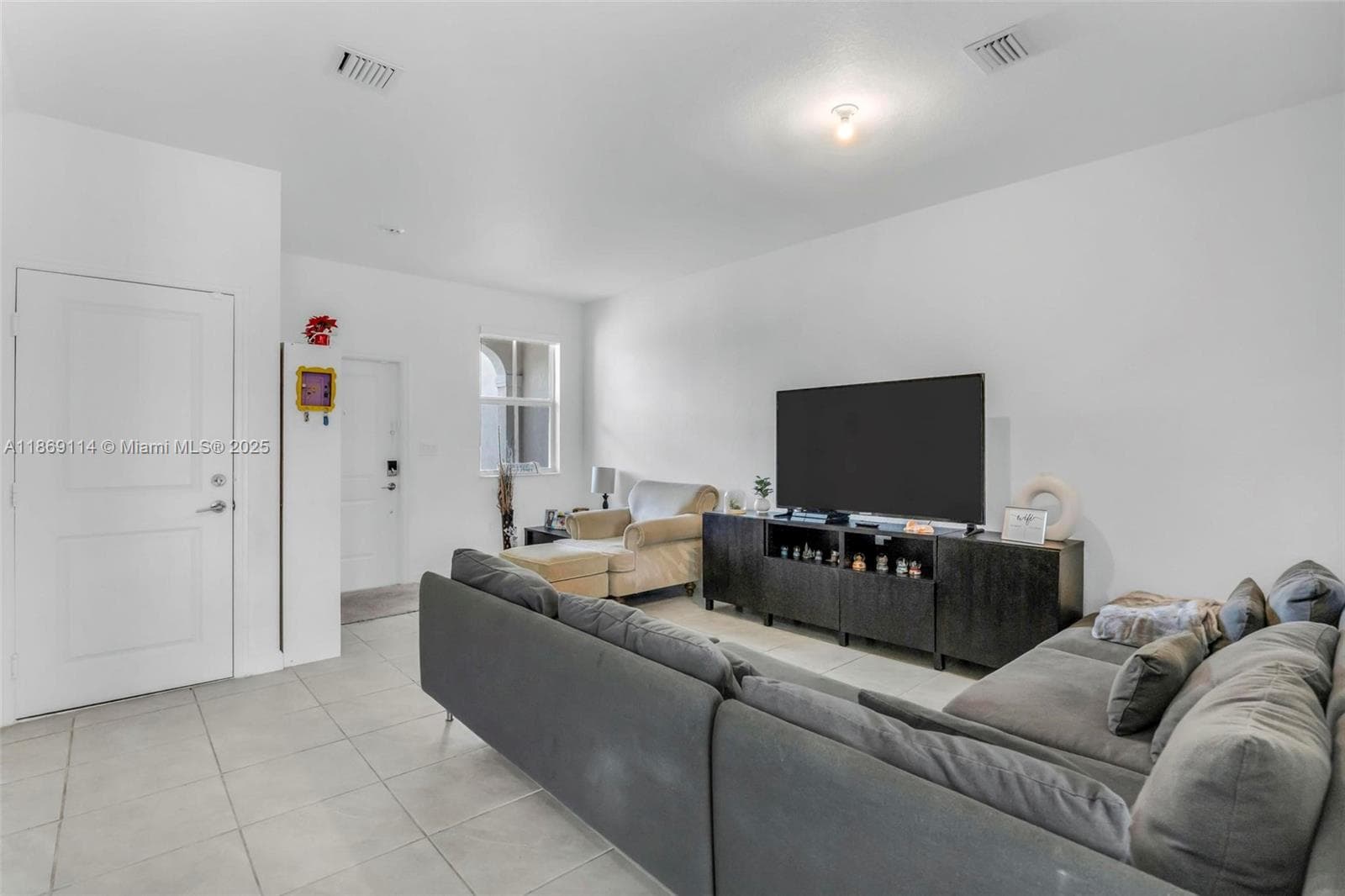 12774 NW 22nd Pl, Miami, FL 33167 photo 4
