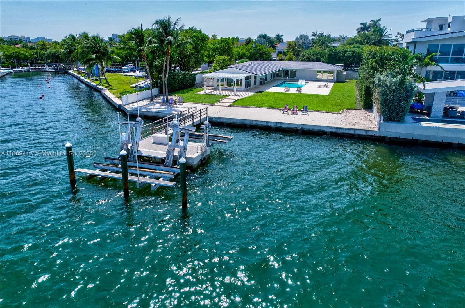 200 Harbor Dr, Key Biscayne, FL 33149