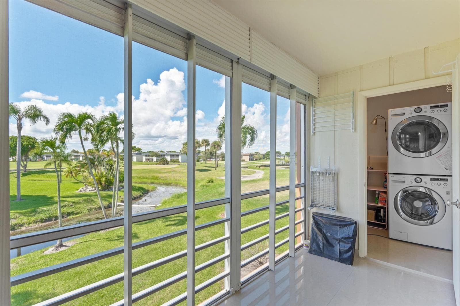 480 Flanders J, Delray Beach, FL 33484 photo 2
