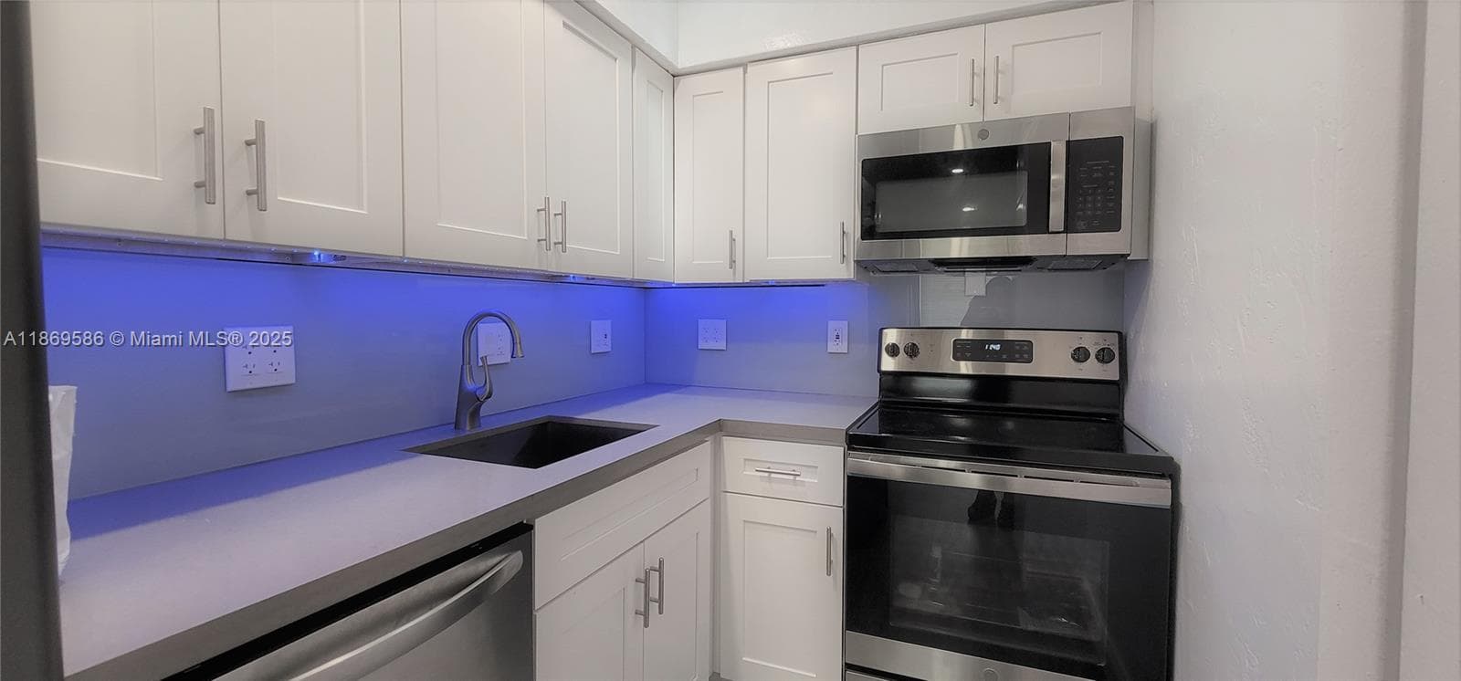 2901 Polk St # 5, Hollywood, FL 33020 photo 2