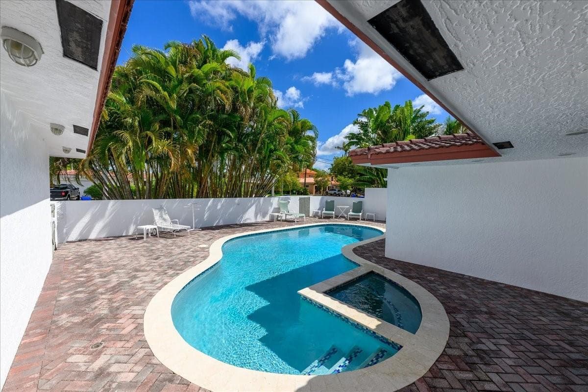 200 SE 11th Street, Pompano Beach, FL 33060 photo 5