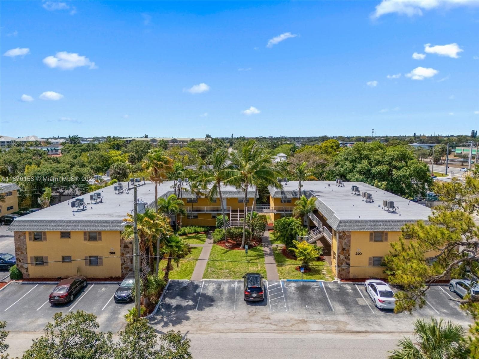 200 Croton Ave # 111, Lantana, FL 33462