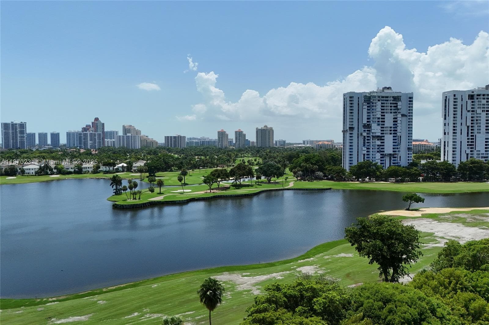 3675 N Country Club Dr # 204, Aventura, FL 33180 photo 4