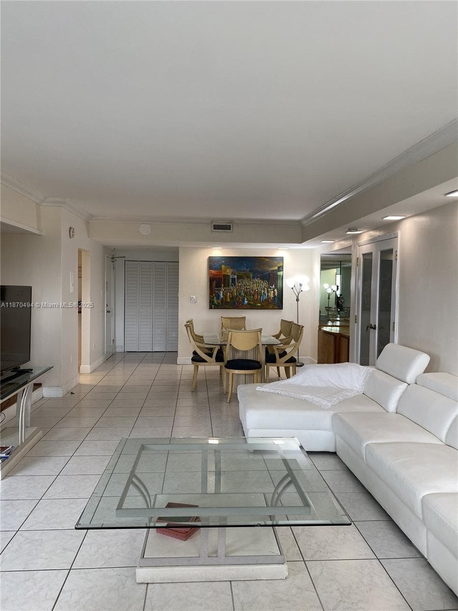 10185 Collins Ave # 319, Bal Harbour, FL 33154 photo 5