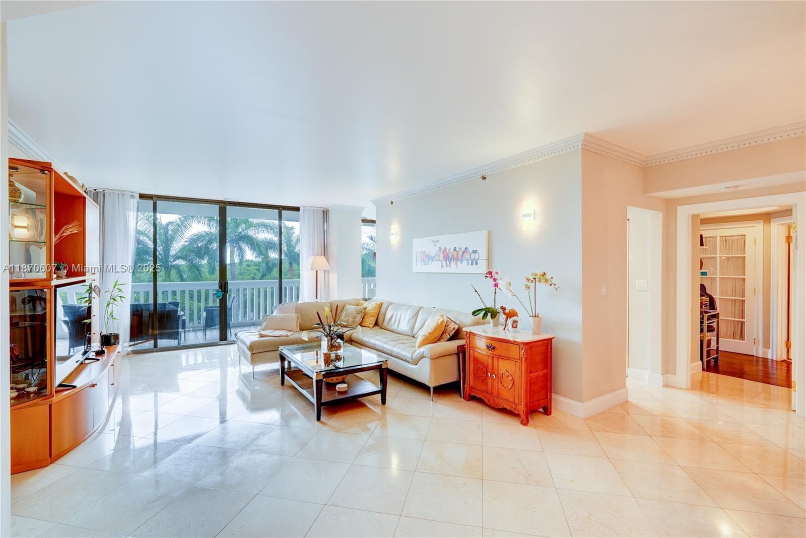 2000 Island Blvd # 408, Aventura, FL 33160 photo 2