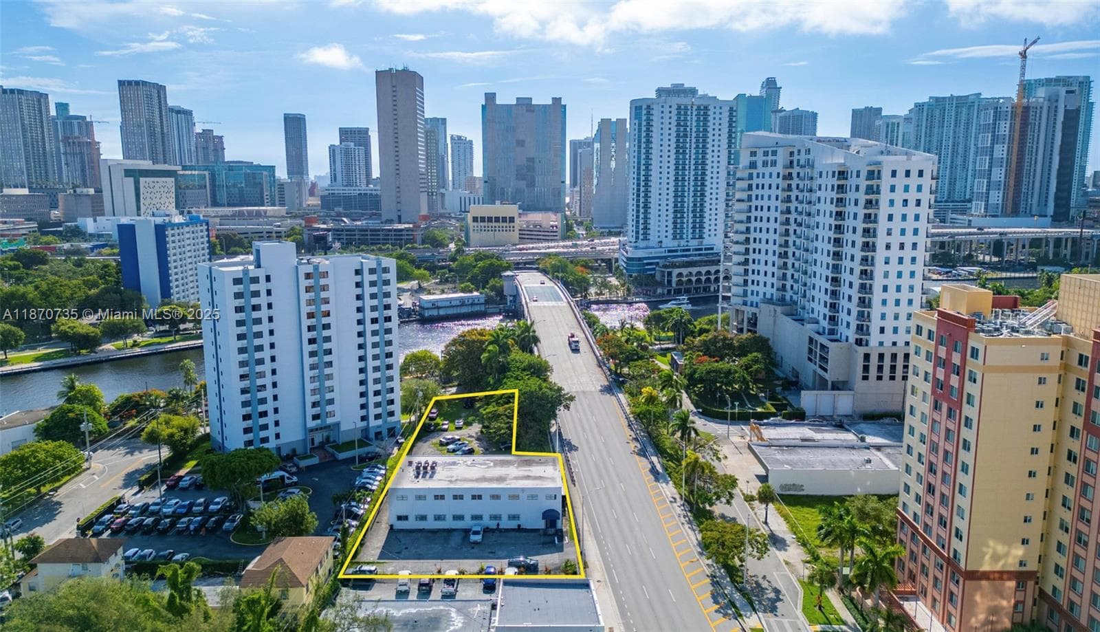 529 W Flagler St, Miami, FL 33130 photo 3