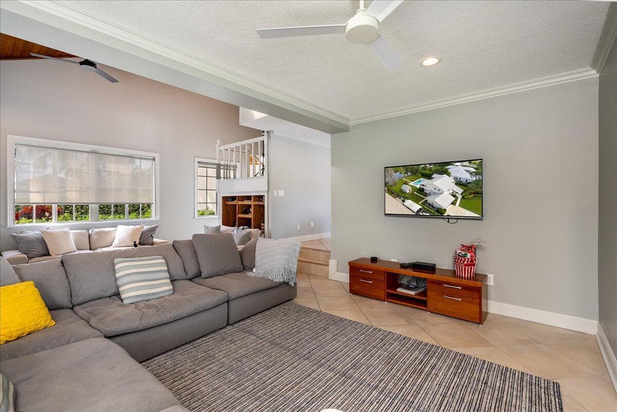 1947 NW Palmetto Terrace, Stuart, FL 34994 photo 5