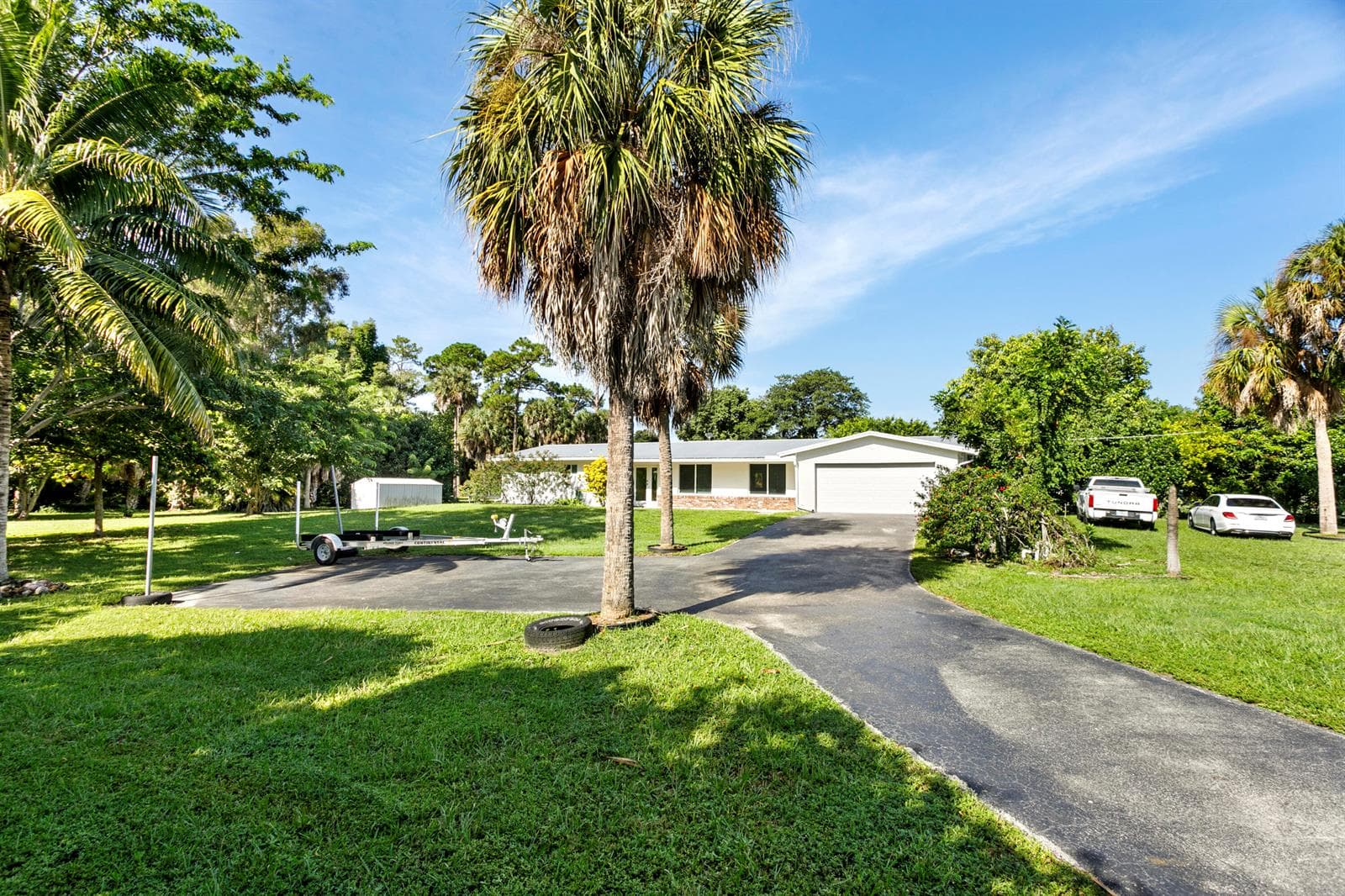 5200 Club Road, Haverhill, FL 33415 photo 2