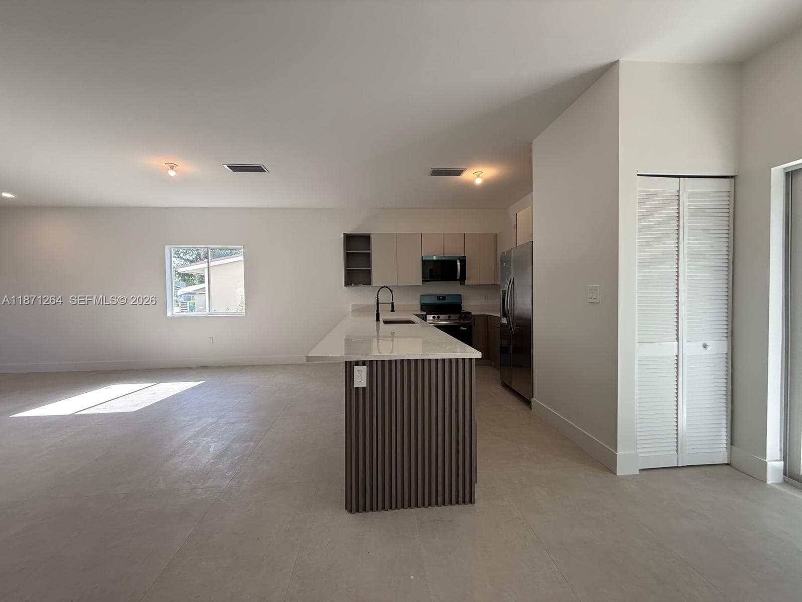 2788 NW 9th Pl # 0, Fort Lauderdale, FL 33311 photo 4