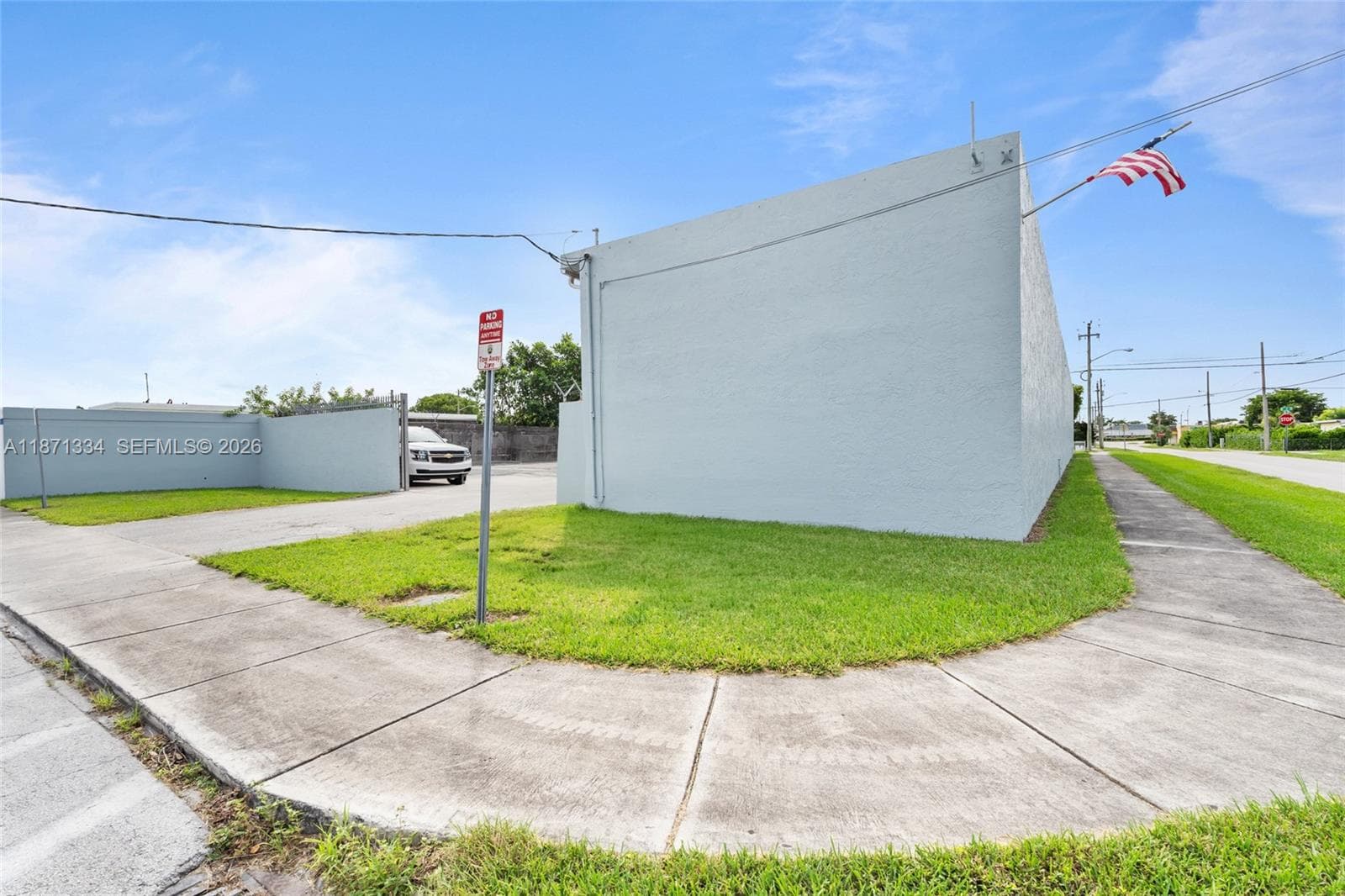 105 NE 1st Rd, Homestead, FL 33030 photo 2