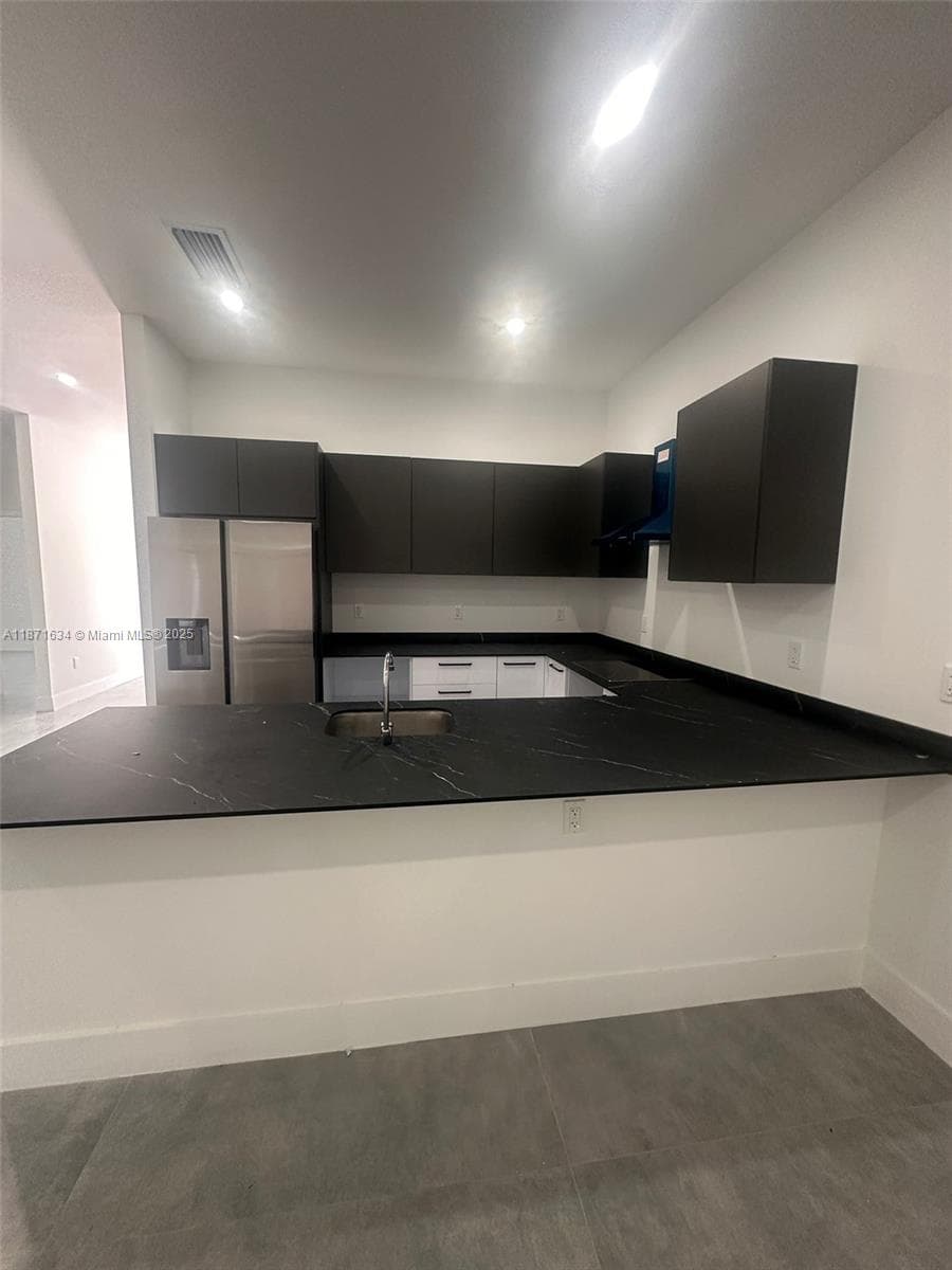 2423 NW 23rd Ln, Fort Lauderdale, FL 33311 photo 5