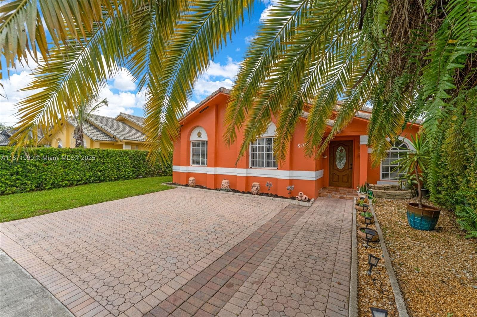8101 SW 159th Ct, Miami, FL 33193 photo 2