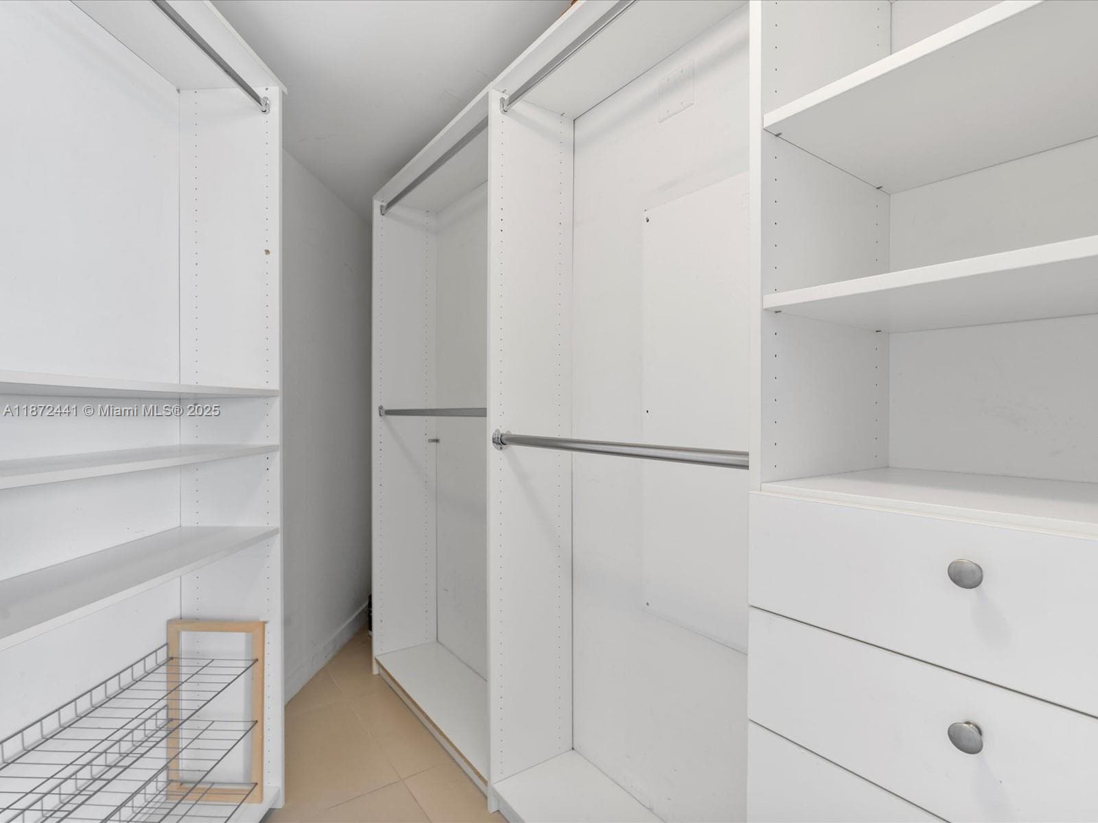 31 SE 6th St # 802, Miami, FL 33131 photo 3