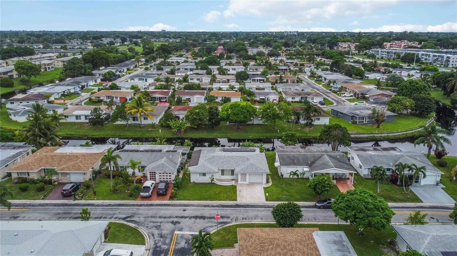 735 NW 73rd Terrace, Margate, FL 33063 photo 2