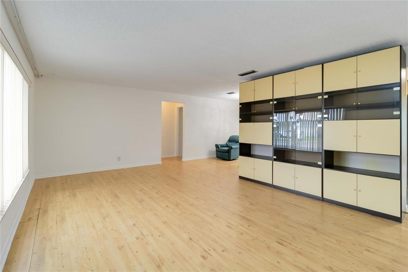 735 NW 73rd Terrace, Margate, FL 33063 photo 3
