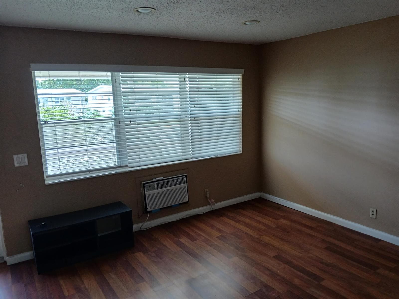 250 Durham # 250 F, Deerfield Beach, FL 33442 photo 2