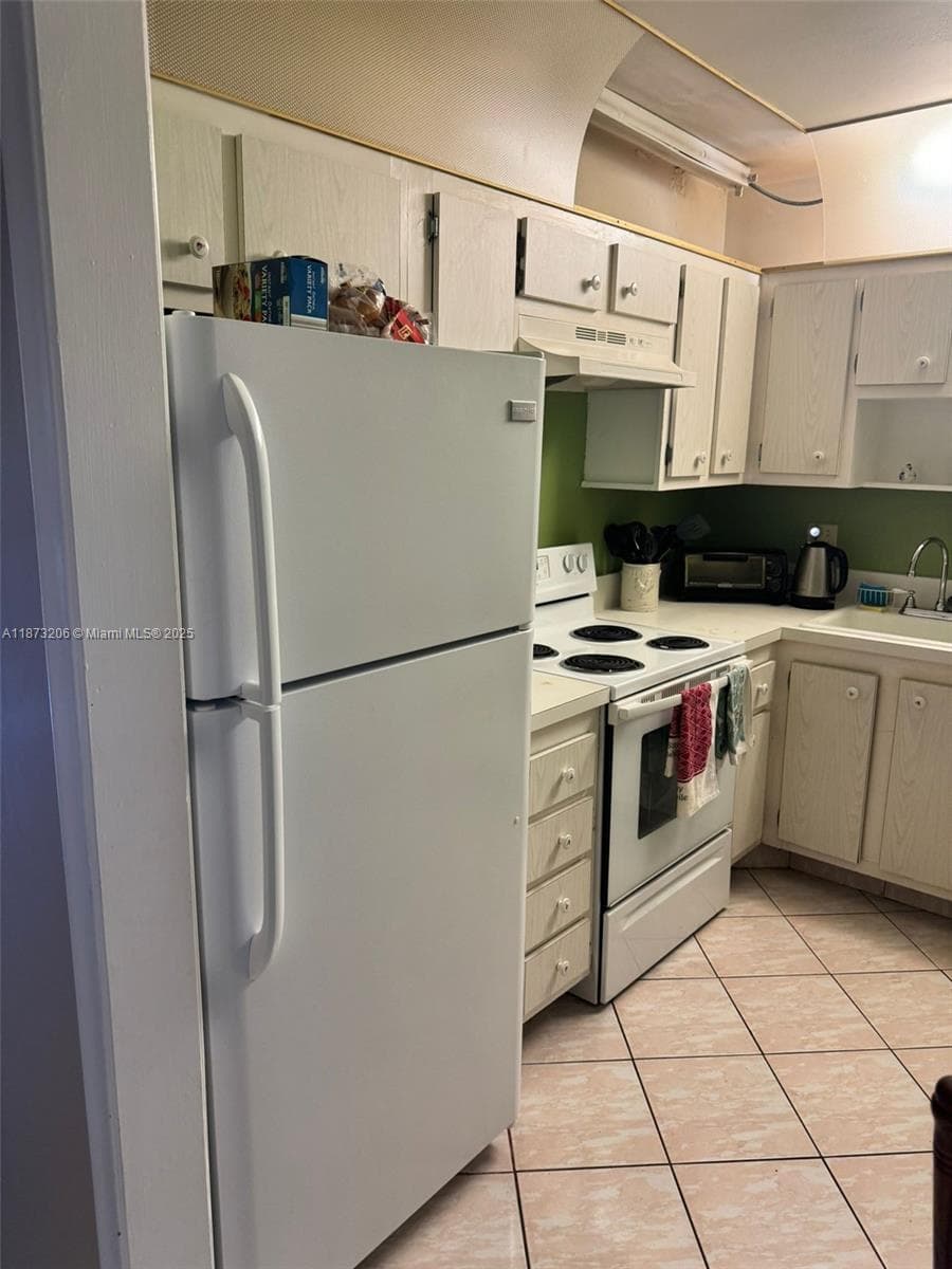 2061 NW 47th Ter # 407, Lauderhill, FL 33313 photo 5