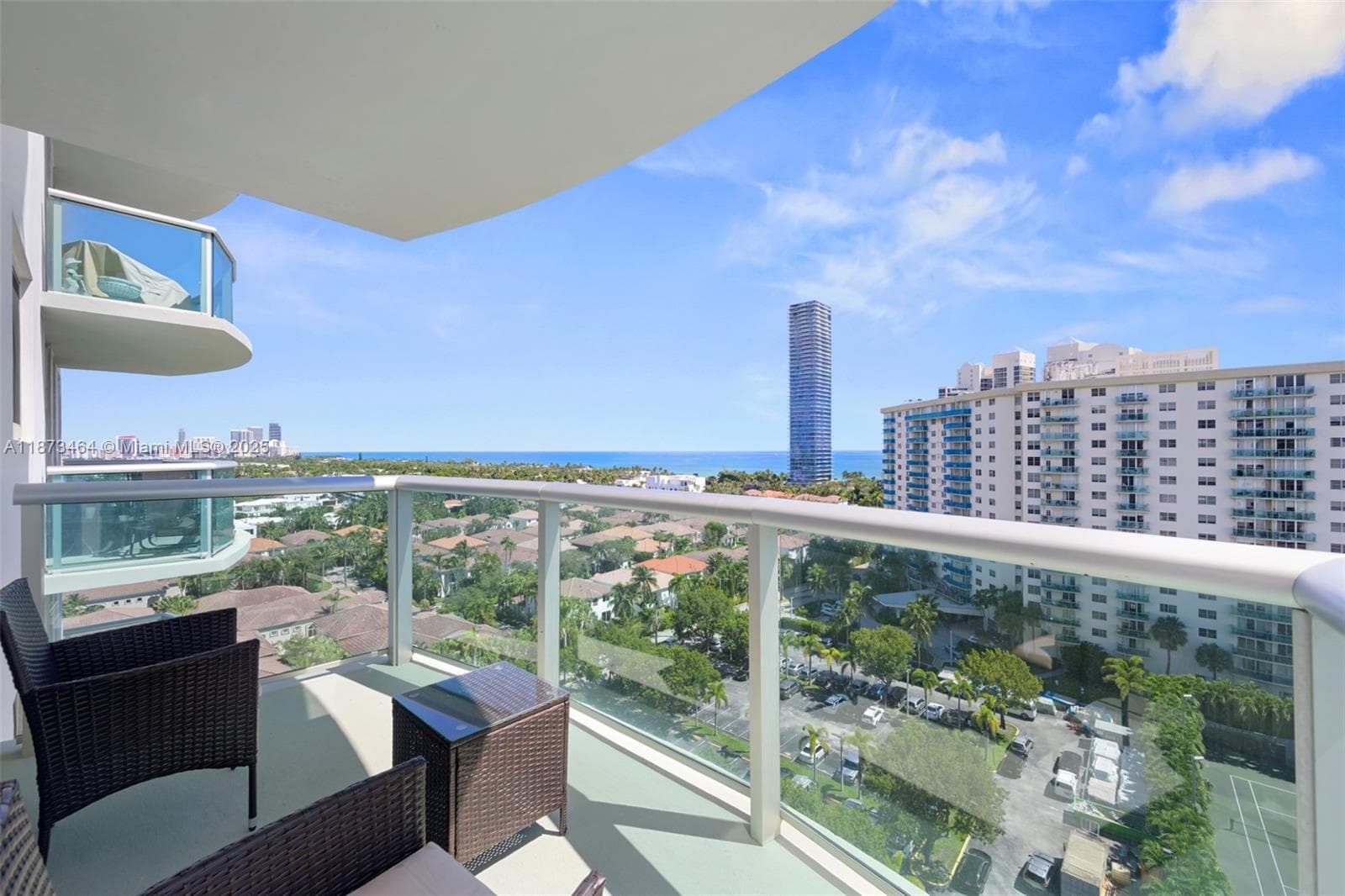 19380 Collins Ave # 1414, Sunny Isles Beach, FL 33160 photo 2