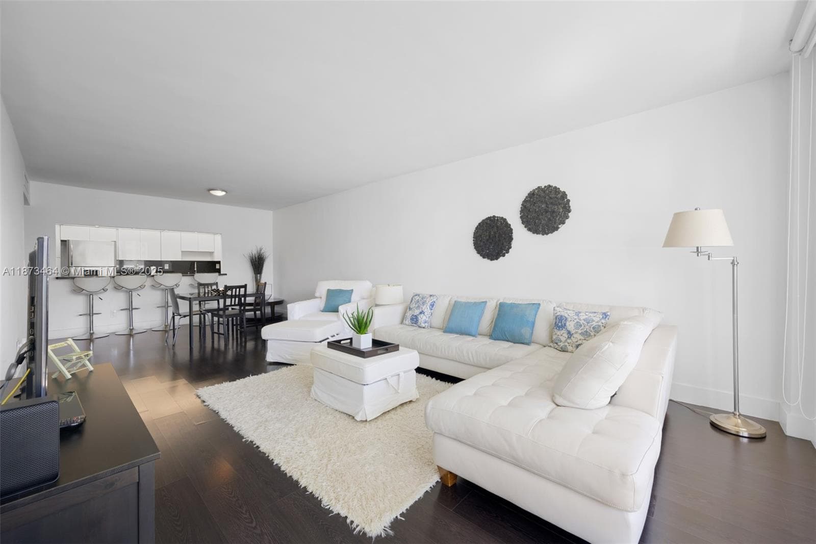 19380 Collins Ave # 1414, Sunny Isles Beach, FL 33160 photo 4