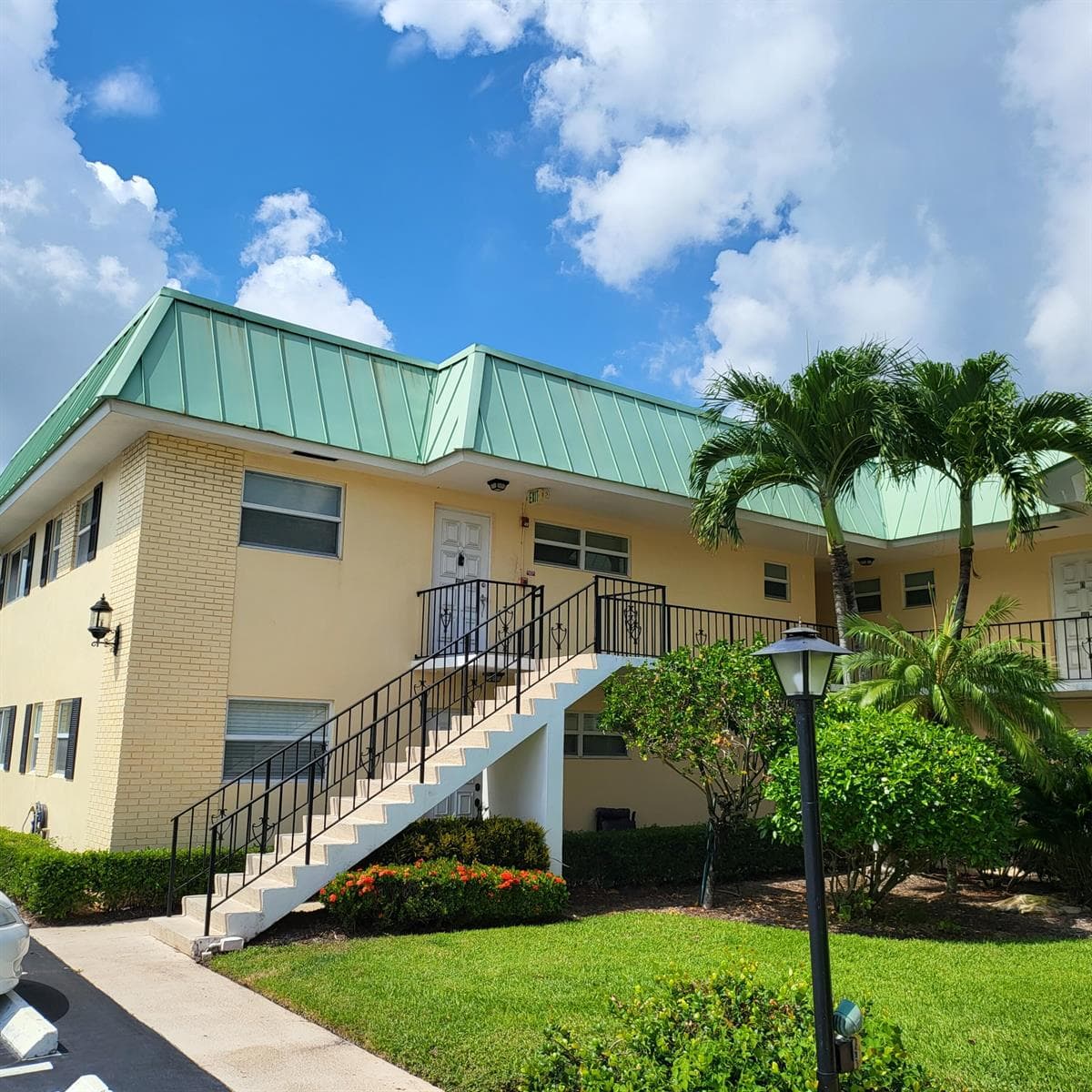 23 Colonial Club Drive # 200, Boynton Beach, FL 33435 photo 2