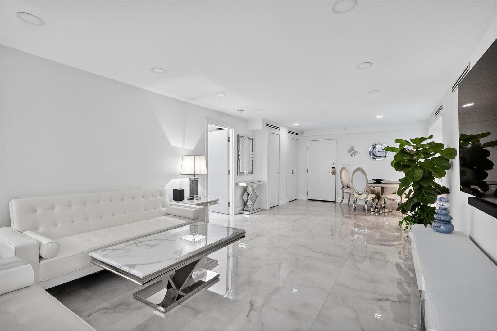 5225 Collins Avenue # 1408, Miami Beach, FL 33140 photo 4