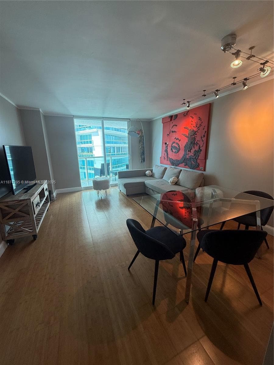 2101 Brickell Ave # 508, Miami, FL 33129