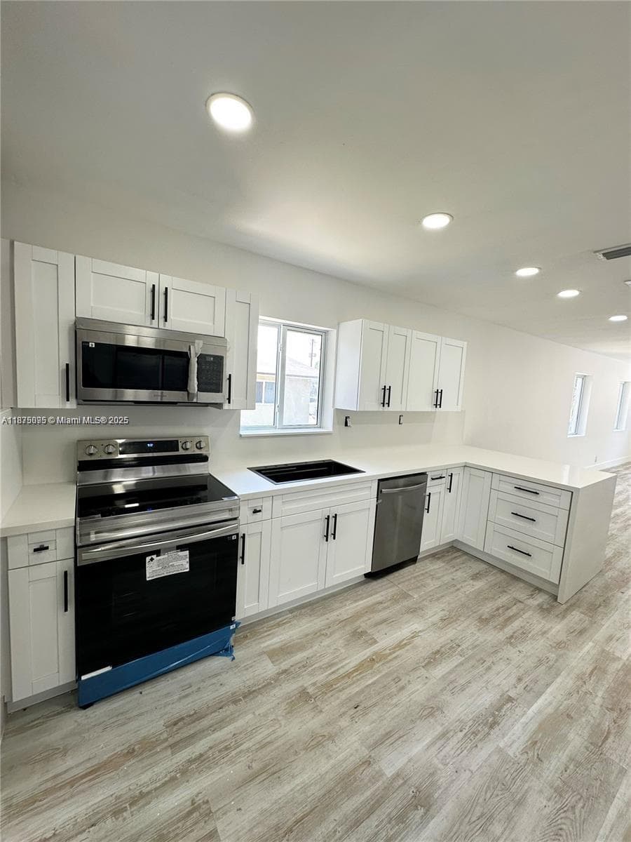2740 NW 49th St, Miami, FL 33142 photo 4