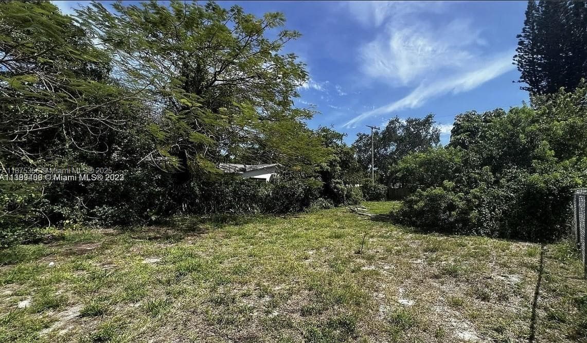 1924 Sheridan St, Hollywood, FL 33020 photo 3
