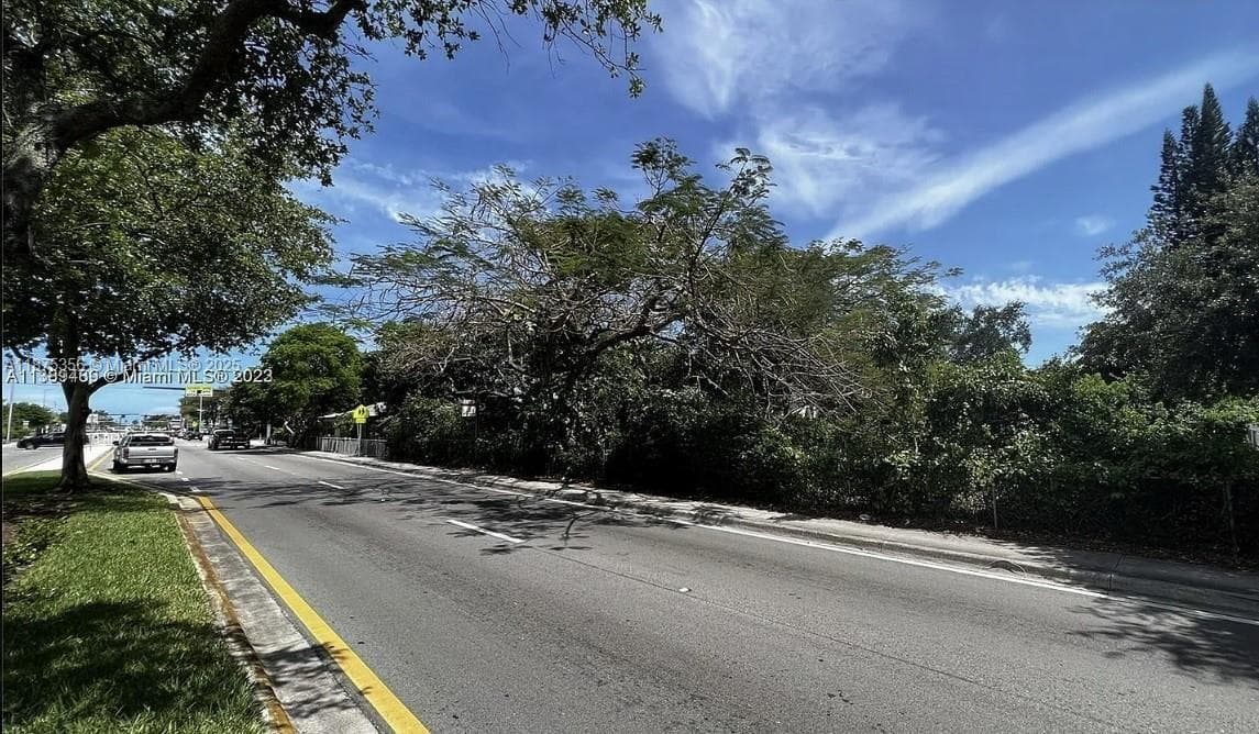 1924 Sheridan St, Hollywood, FL 33020 photo 4
