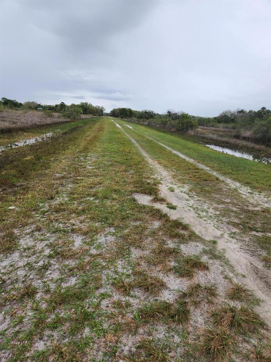 15679 NW 296th Street, Okeechobee, FL 34972 photo 2
