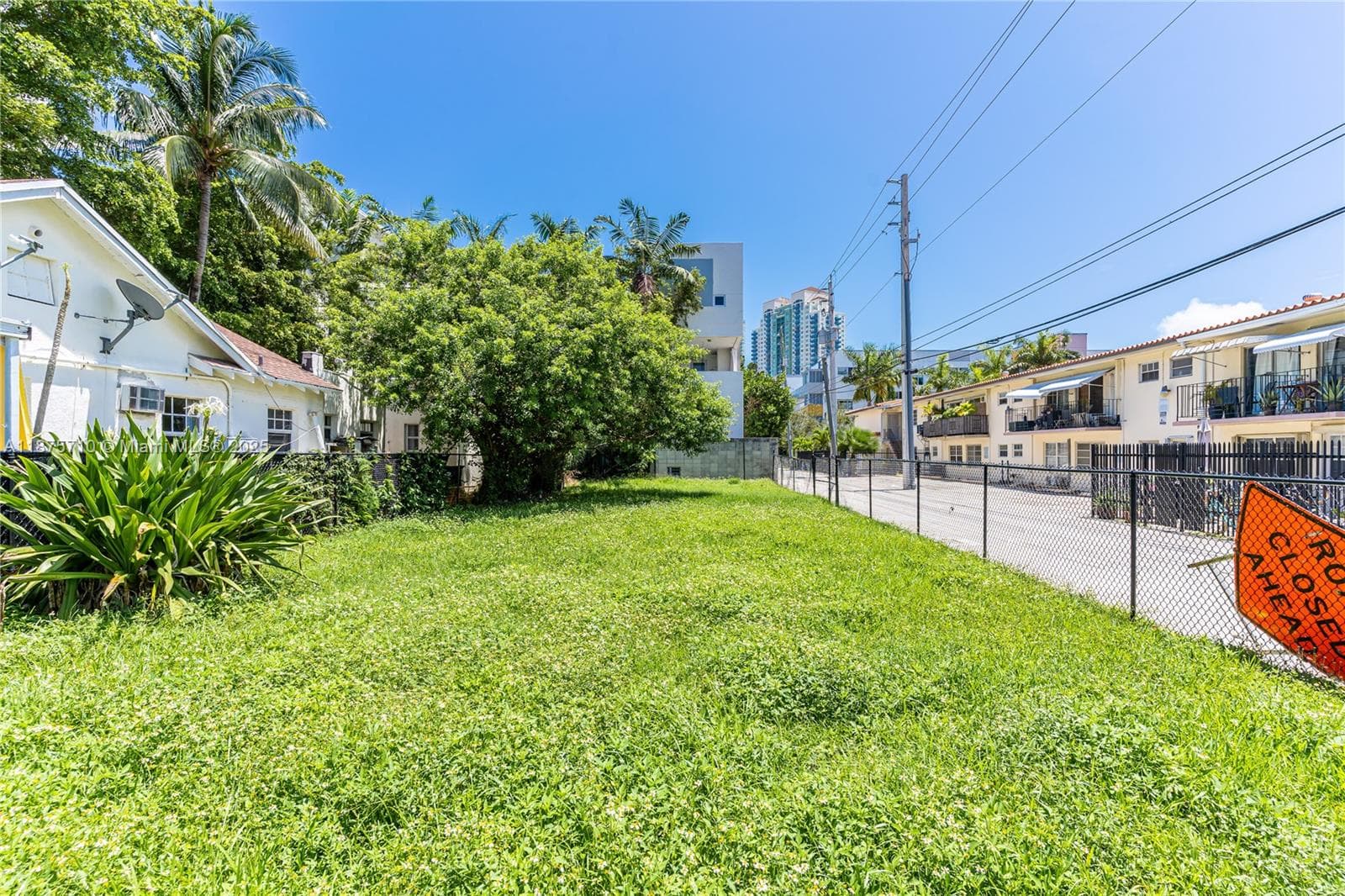 918 4th St, Miami Beach, FL 33139 photo 2