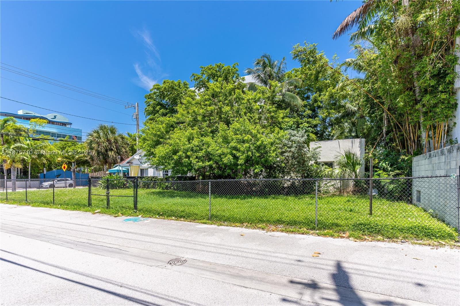 918 4th St, Miami Beach, FL 33139 photo 5