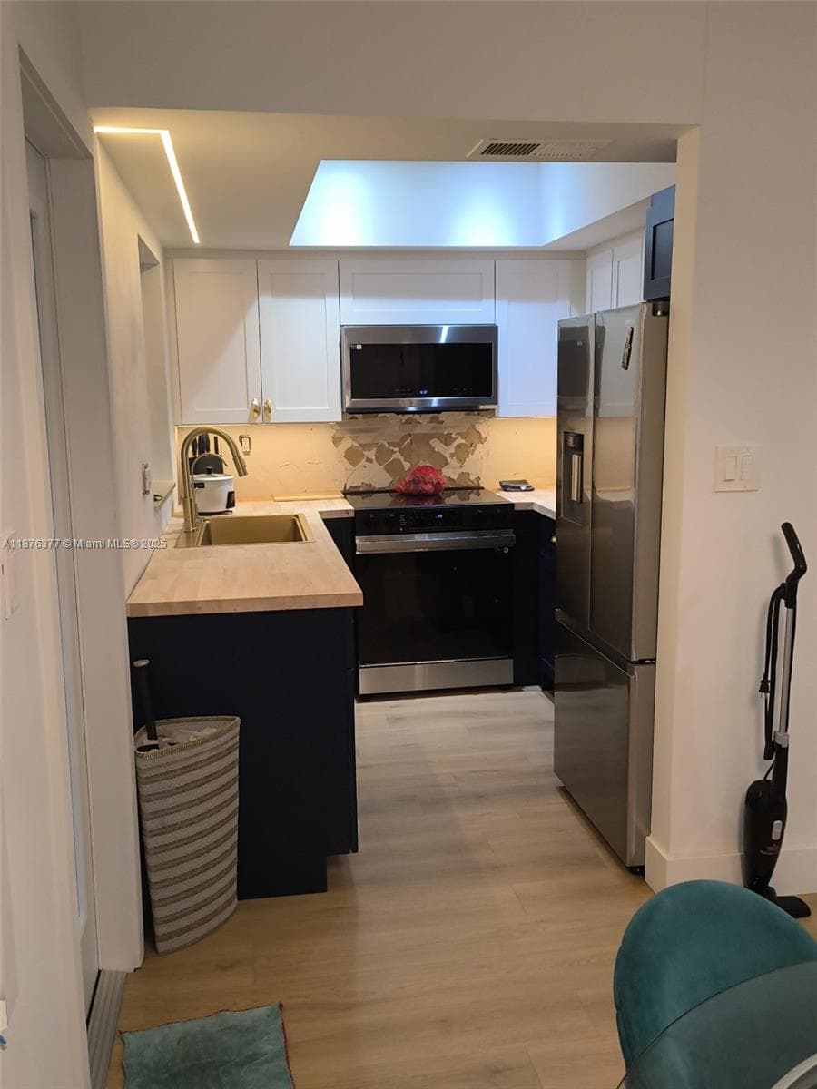 839 NW 13th Ave, Fort Lauderdale, FL 33311 photo 3